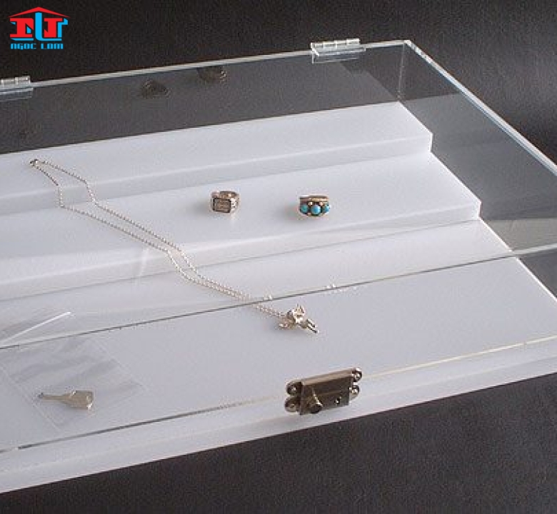 GIA CÔNG HỘP MICA TRƯNG BÀY SẢN PHẨM, HỘP MICA ĐỰNG MÔ HÌNH THEO YÊU CẦU