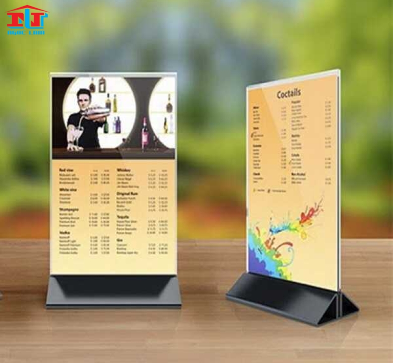 menu mica để bàn đế tam giác