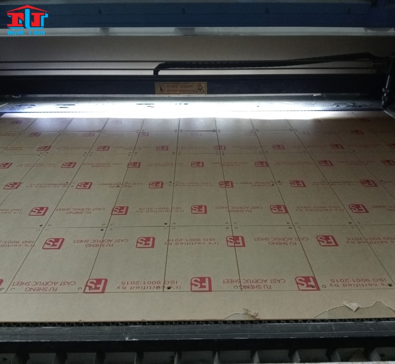 Dịch Vụ Cắt Gia Công Mica Giá Rẻ Tại Trảng Dài – Biên Hòa – Đồng Nai