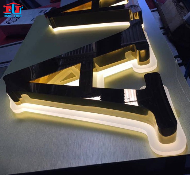 logo, Chữ Nổi Led Hắt Sáng Chân